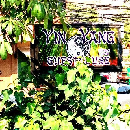 Yin Yang Guesthouse Chiang Mai Bagian luar foto